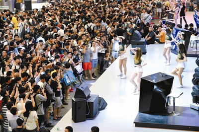 北京青年報：2016 ChinaJoy展最火的是什么？